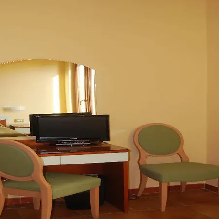 Dei Normanni 호텔 4*